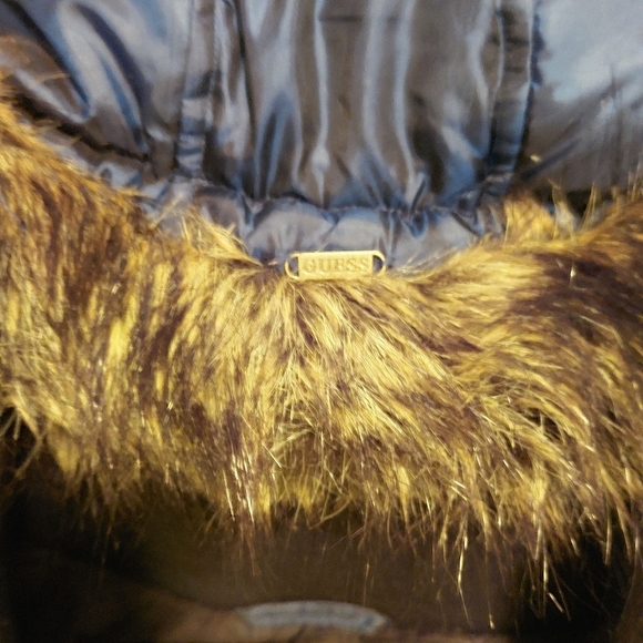 Guess Puffer Jacket | M | Dark Blue - Picture 5 of 7